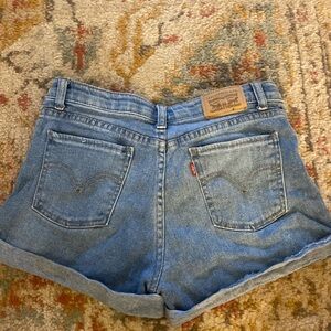 Levi jean shorts